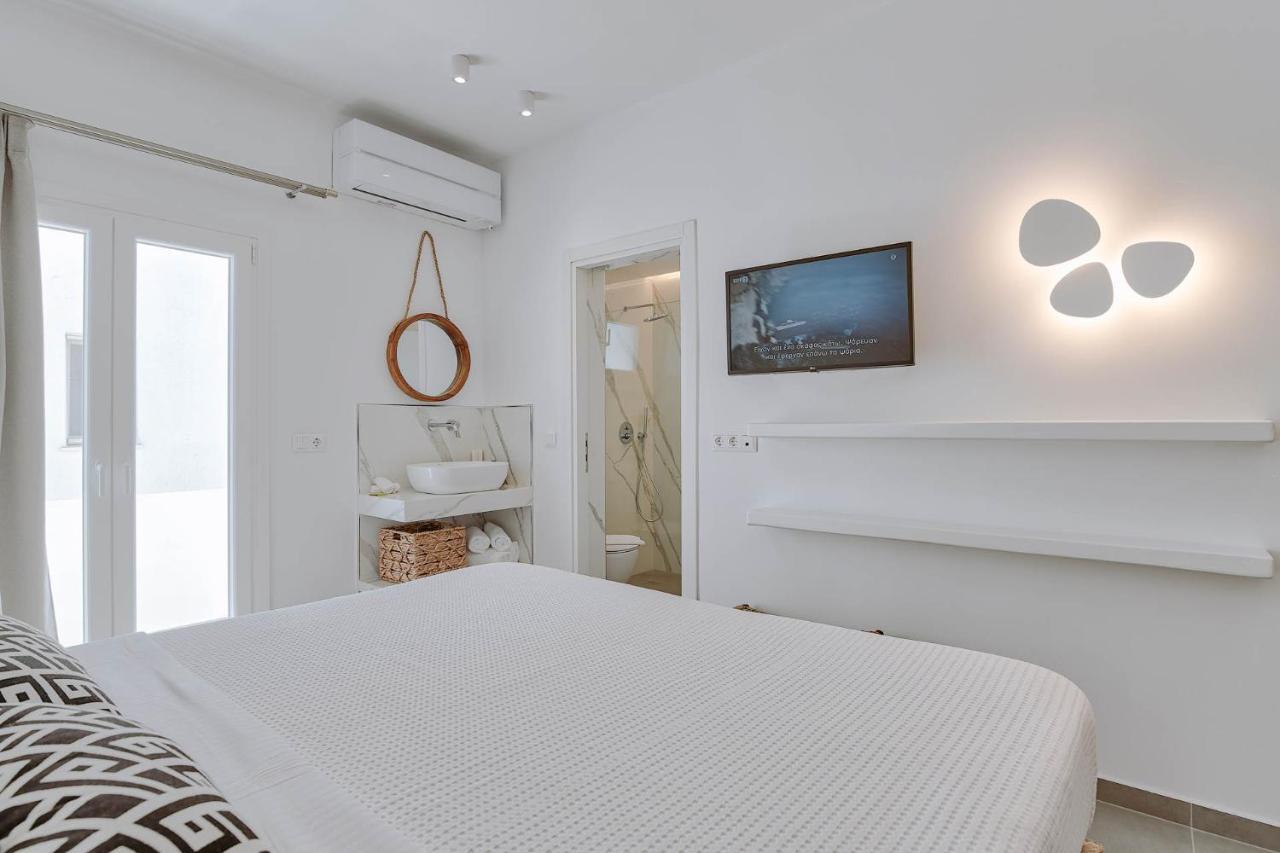 Nautica Suites - Grand Suite With Jacuzzi Antiparos Exteriör bild